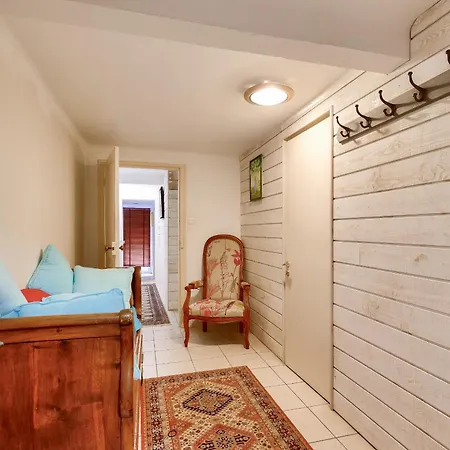 400m De La - Maison Pour 8 Avec Piscine *