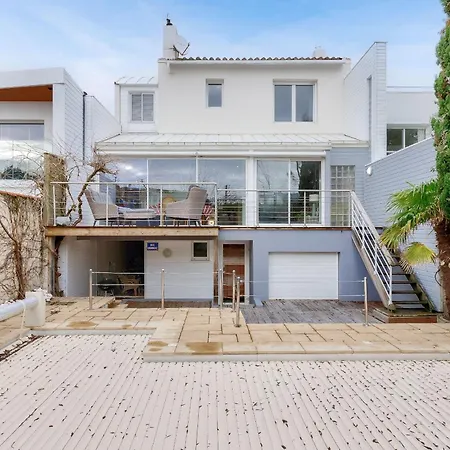 400m De La - Maison Pour 8 Avec Piscine