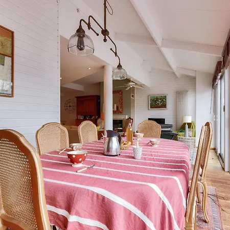 400m De La - Maison Pour 8 Avec Piscine Hébergement de vacances *